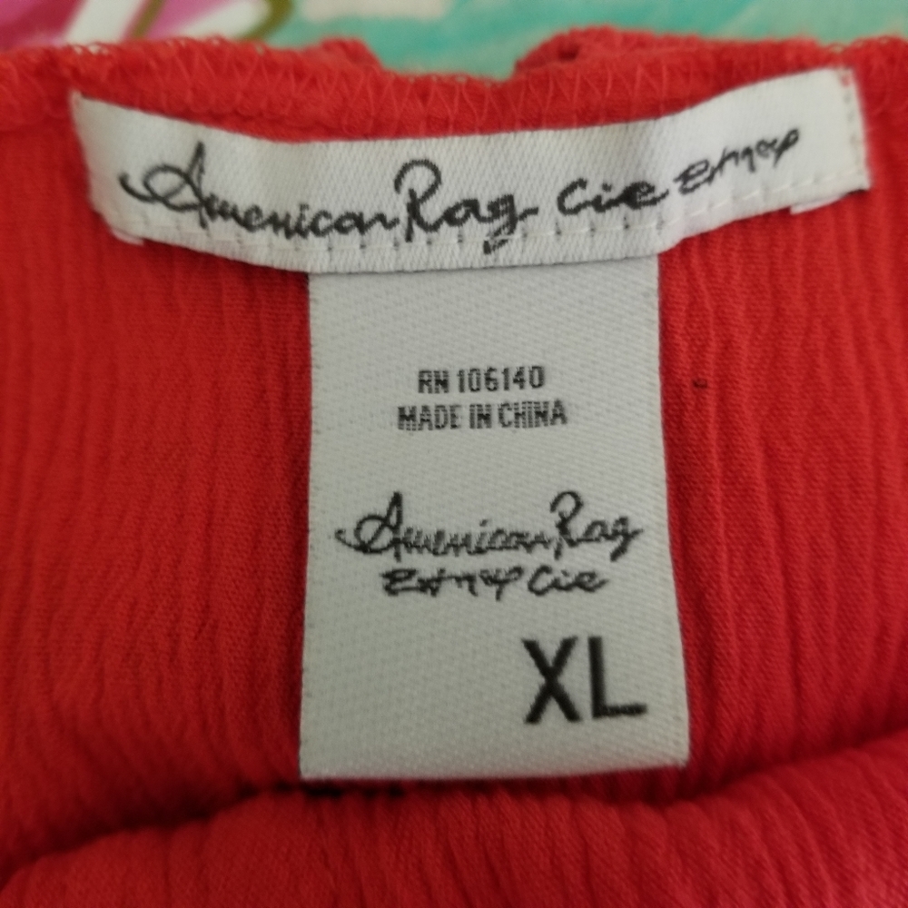 EUC- American Rag Top - Picture 3 of 4